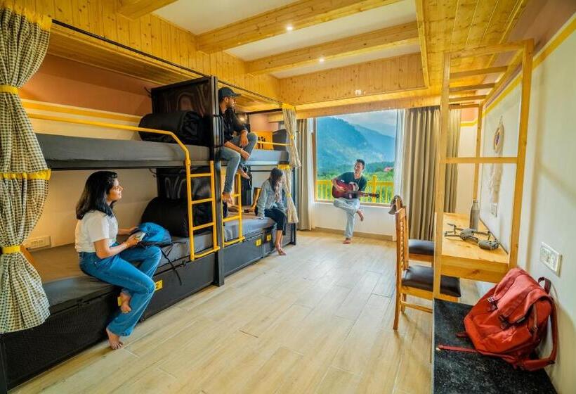 The Hosteller Old Manali, Manu Temple