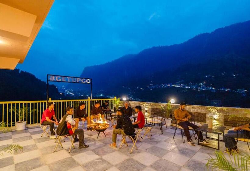 The Hosteller Old Manali, Manu Temple