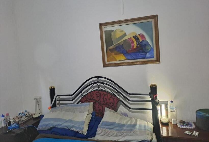 فندق صغير Costanera