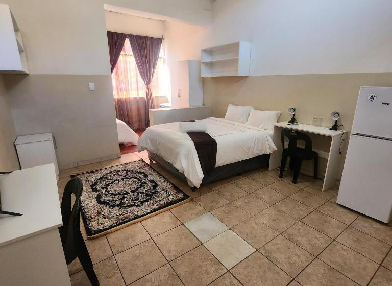 فندق صغير Sunny Lodge