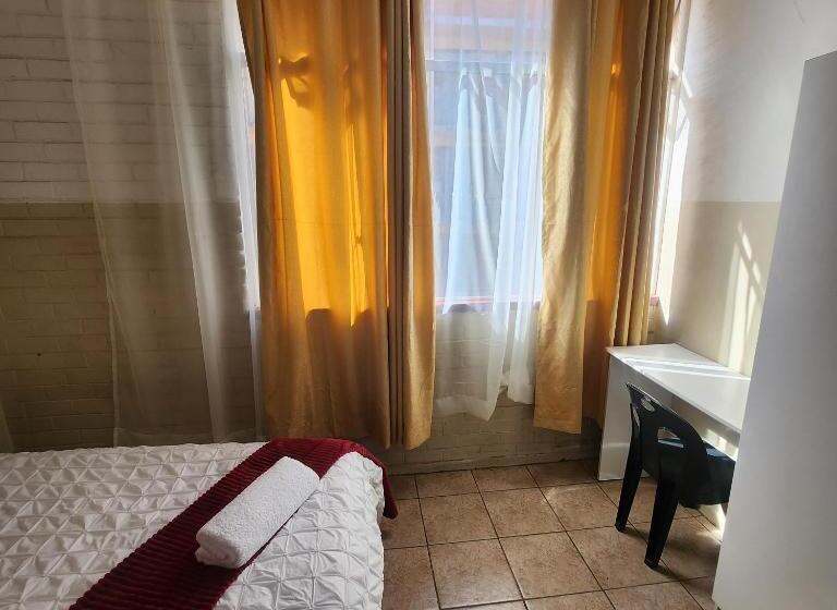 فندق صغير Sunny Lodge