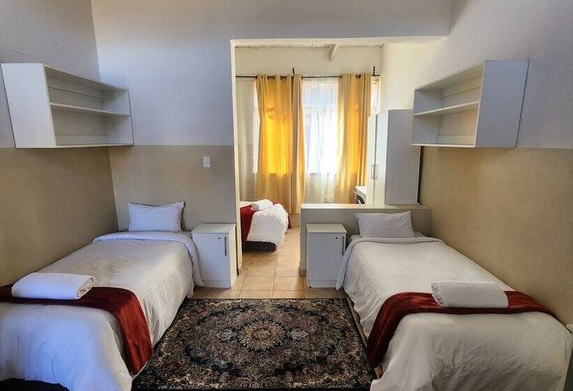 فندق صغير Sunny Lodge