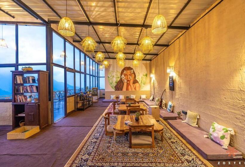 ユースホステル Zostel Shoja, Jibhi