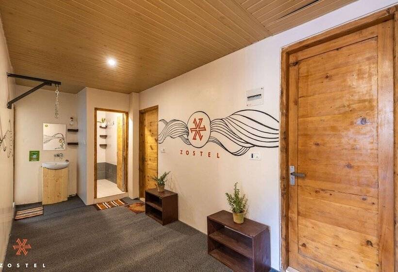 ユースホステル Zostel Shoja, Jibhi