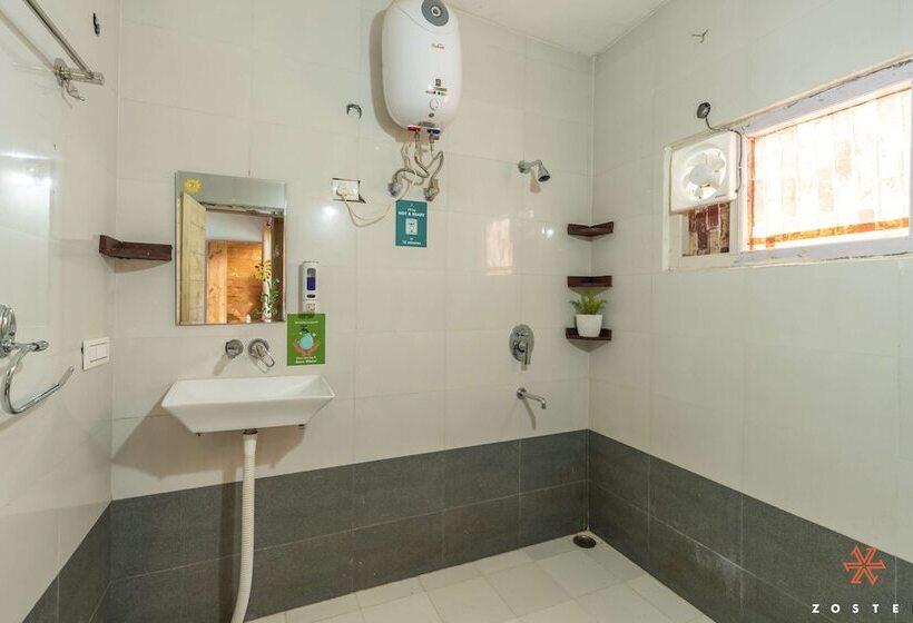 ユースホステル Zostel Shoja, Jibhi