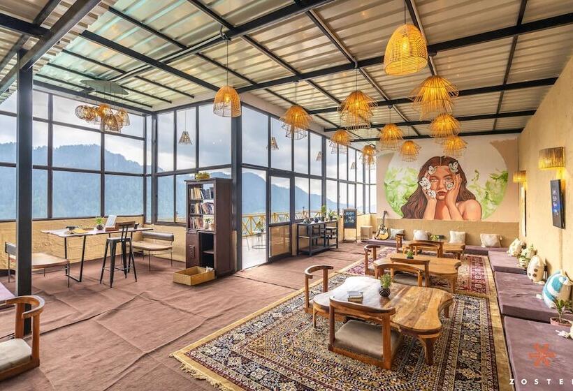 ユースホステル Zostel Shoja, Jibhi