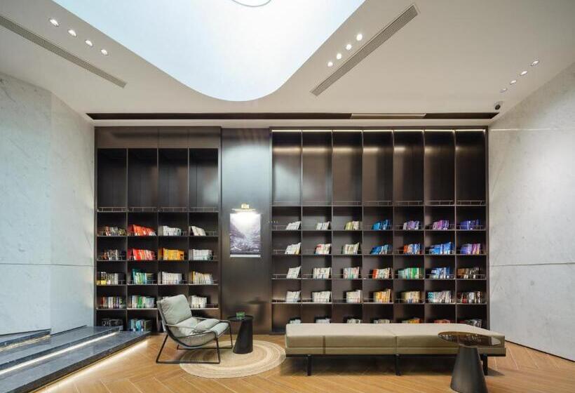 Atour Hotel Zhengzhou Erqi Plaza David City