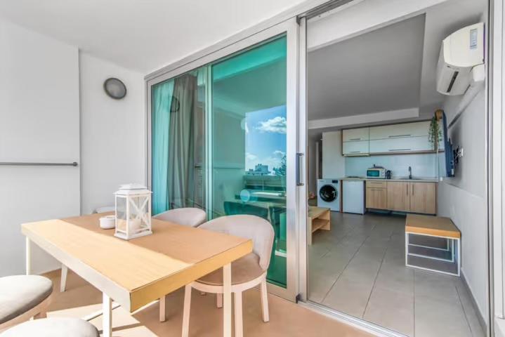 Be Room Bronze Suite