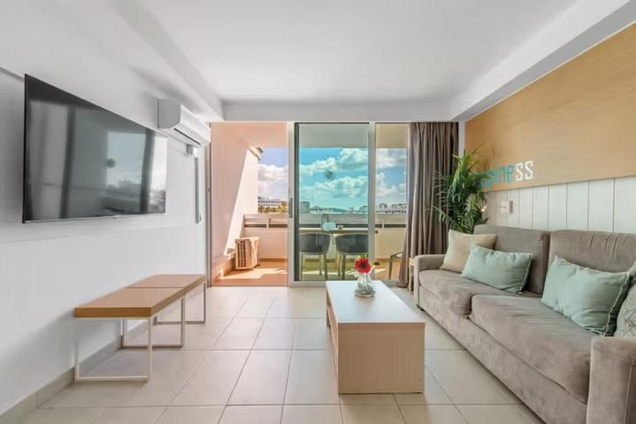 Be Room Bronze Suite