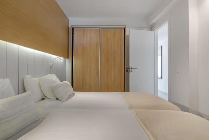 Be Room Bronze Suite