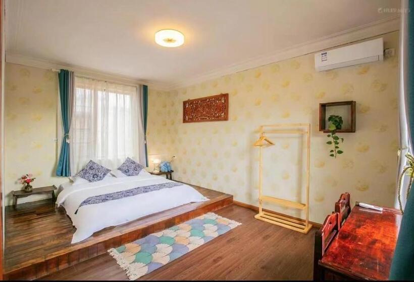 Bed and Breakfast 大理一念悦栖民宿