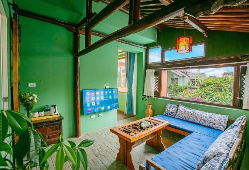 Bed and Breakfast 大理一念悦栖民宿