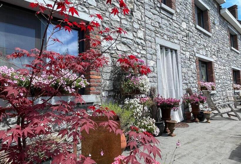 ベッドアンドブレックファースト El Bre Du Faubourg