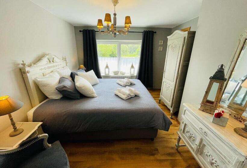 ベッドアンドブレックファースト El Bre Du Faubourg