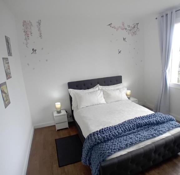 مبيت وإفطار Maison De Sébastien