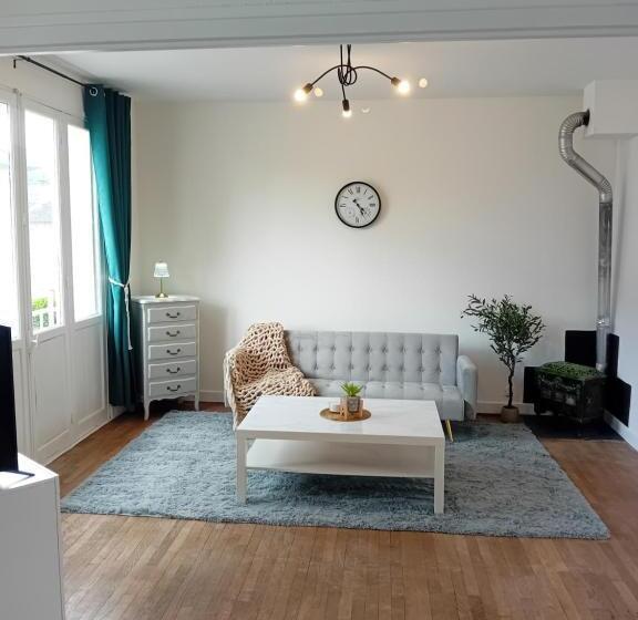 مبيت وإفطار Maison De Sébastien