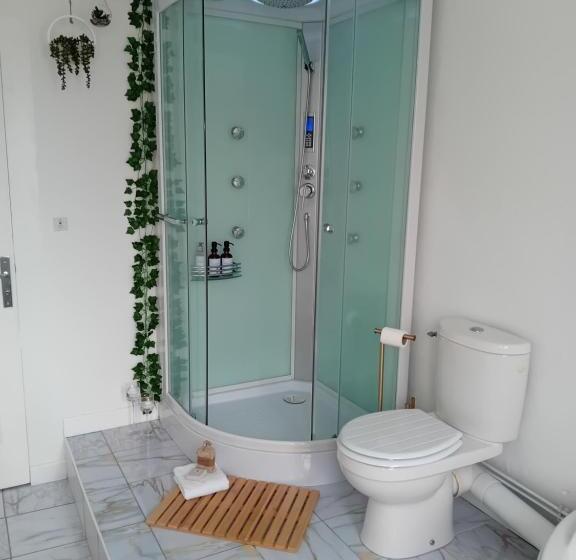 مبيت وإفطار Maison De Sébastien