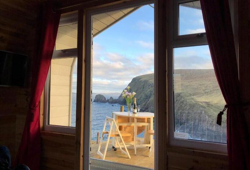Bed and Breakfast Seapods   Isle Of Lewis   An Unforgettable Stay On The Edge Of The Atlantic Ocean With Sea Views