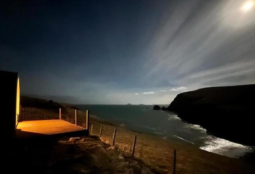 Bed and Breakfast Seapods   Isle Of Lewis   An Unforgettable Stay On The Edge Of The Atlantic Ocean With Sea Views