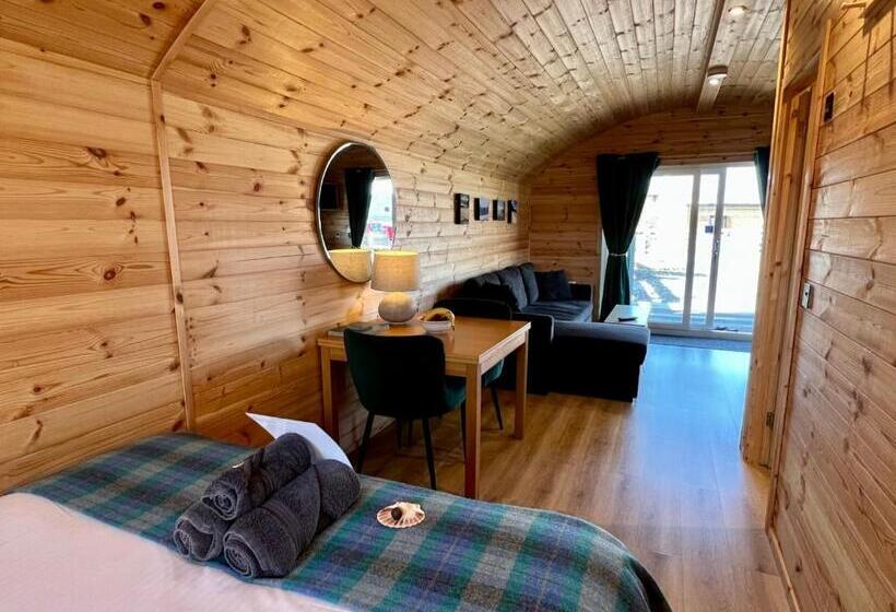 Bed and Breakfast Seapods   Isle Of Lewis   An Unforgettable Stay On The Edge Of The Atlantic Ocean With Sea Views