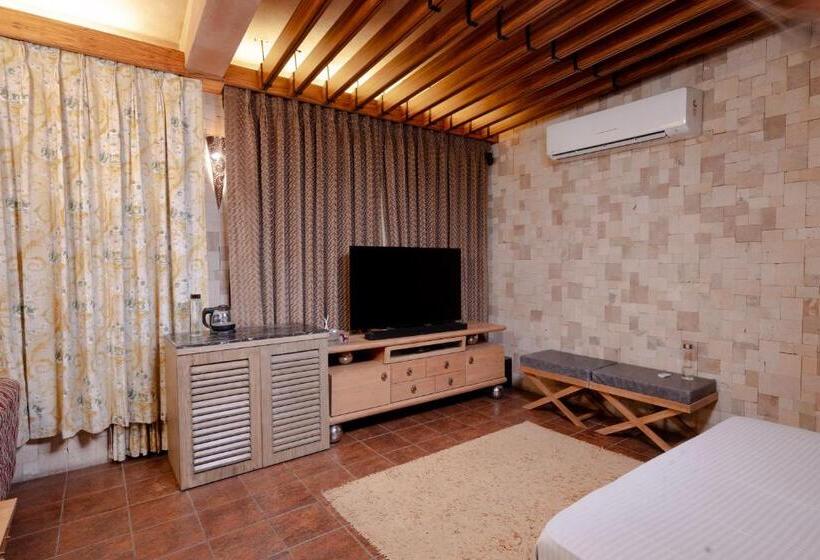 Green Windows Resort