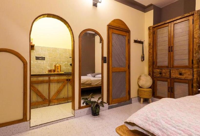 בית מלון כפרי Aavya Wellness Retreat Center