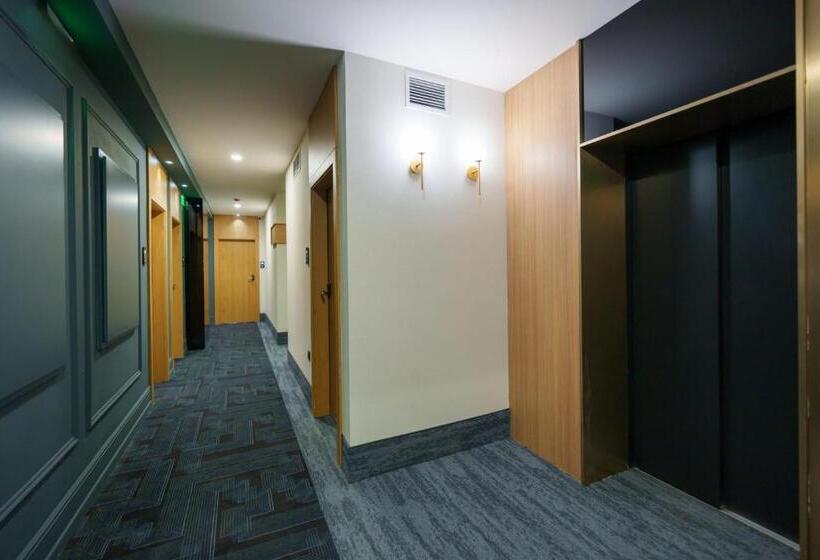 فندق B1 Downtown