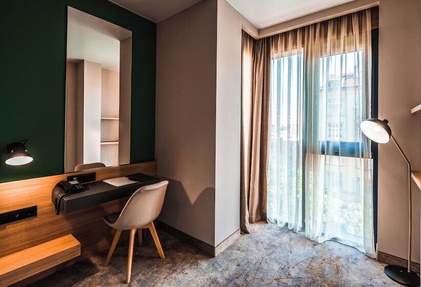 فندق B1 Downtown