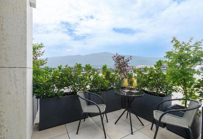 בית מלון כפרי Blue Star Luxury