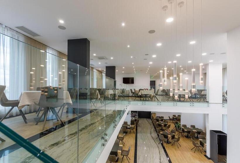 בית מלון כפרי Blue Star Luxury