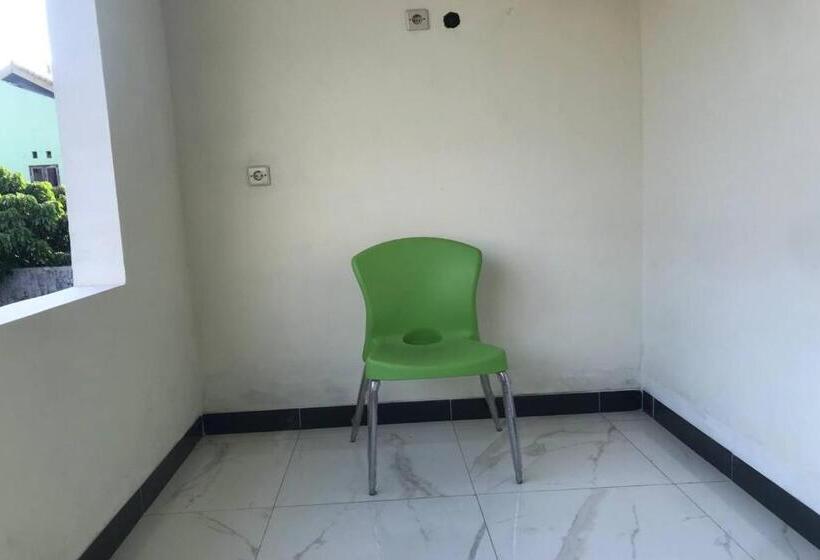 호텔 Capital O 94128 The Bale Teras T