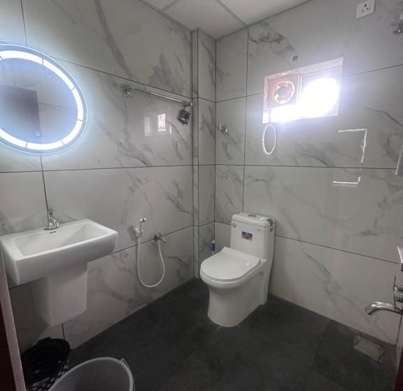 酒店 Ct Plaza Rooms