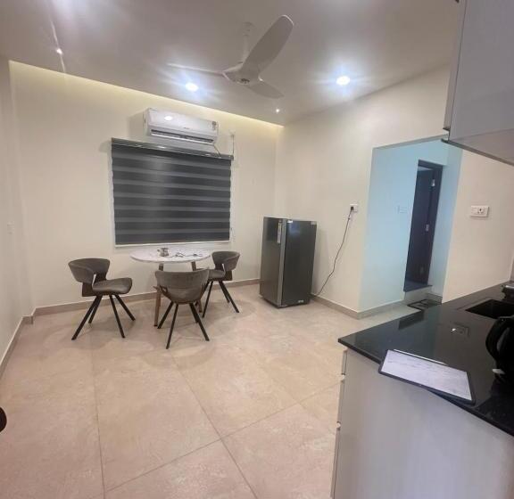 酒店 Ct Plaza Rooms