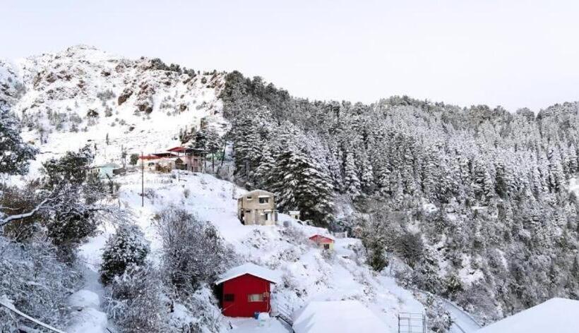 בית מלון כפרי Dhanolti The Grand Resort