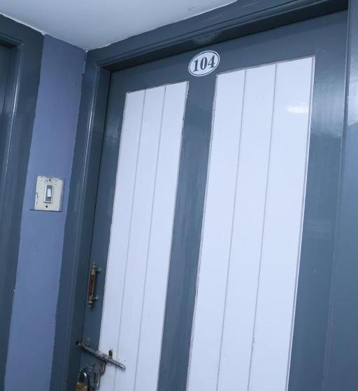 酒店 Eagle Inn Stay