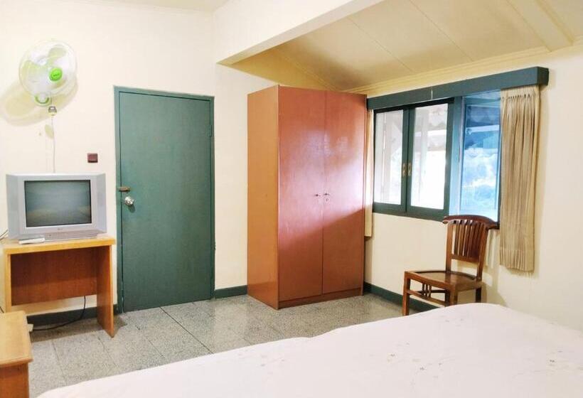 호텔 Grand Astoeti