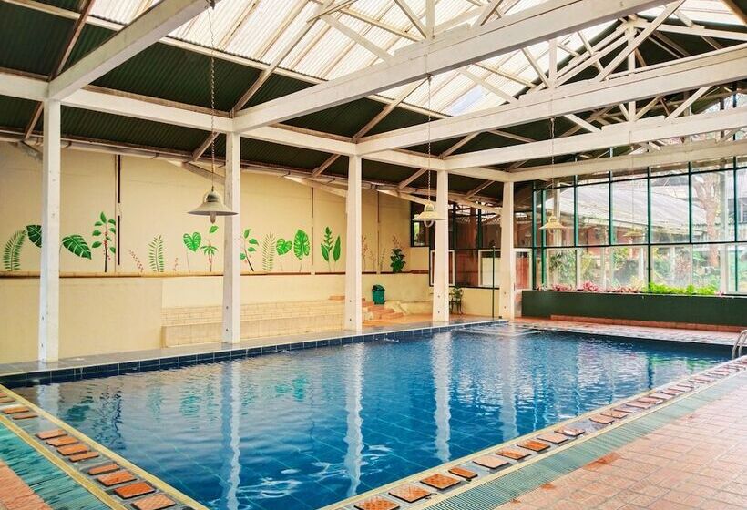 호텔 Grand Astoeti