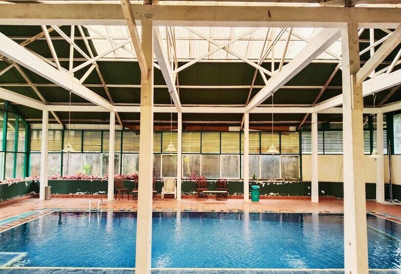 호텔 Grand Astoeti