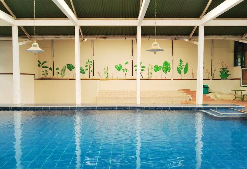 호텔 Grand Astoeti