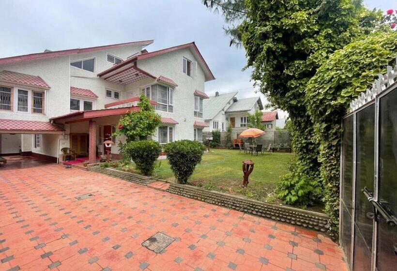 Hôtel H2 Residency By Stay Pattern