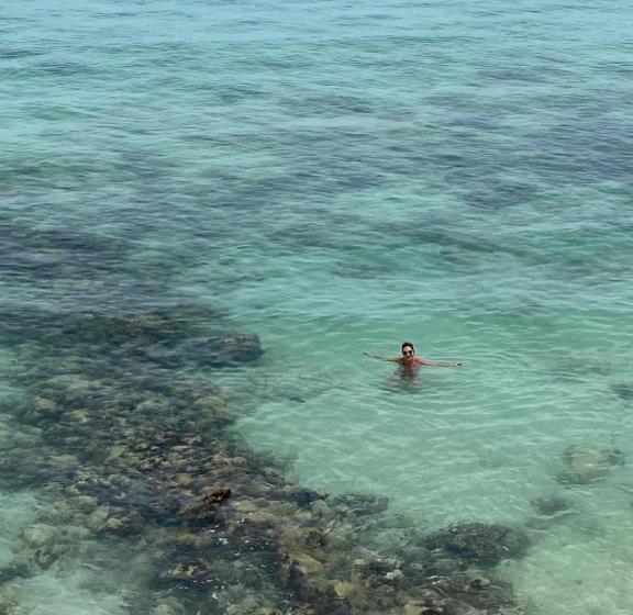 בית מלון כפרי Hostel Bunker Perú