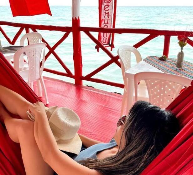 בית מלון כפרי Hostel Bunker Perú