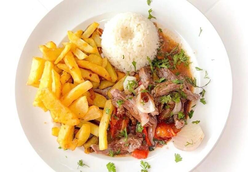 בית מלון כפרי Hostel Bunker Perú