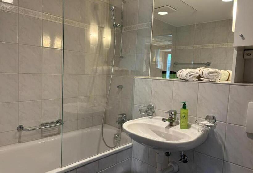 Отель Landgasthof Zum Glenner