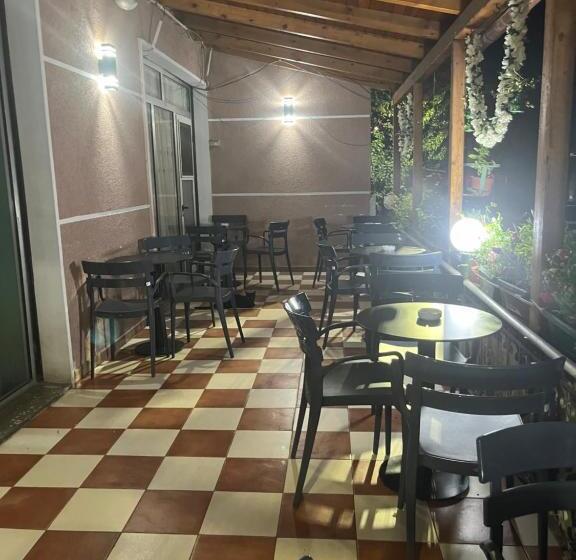 בית מלון כפרי Luli City Center