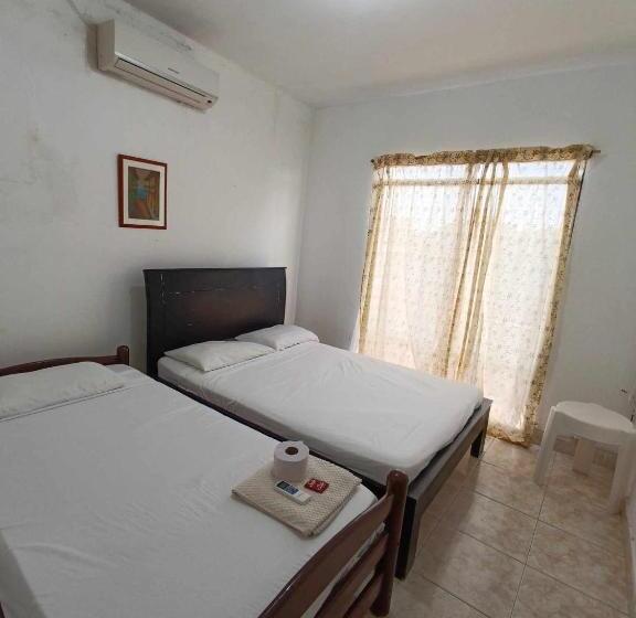 Отель Hostal La Milagros