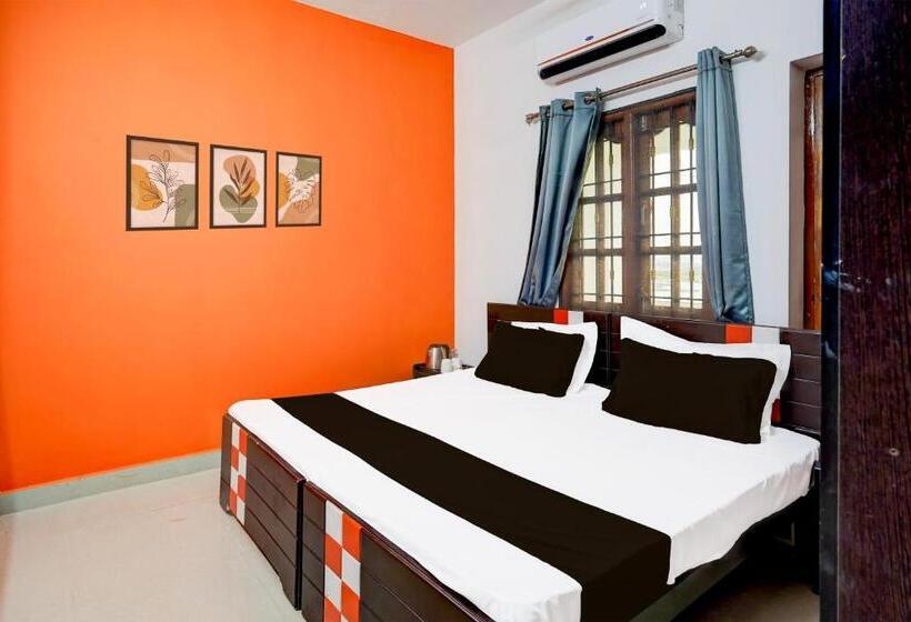 Отель Oyo Cubinn Hermes