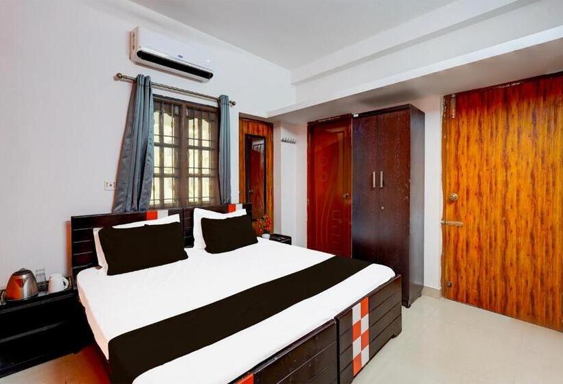 Отель Oyo Cubinn Hermes