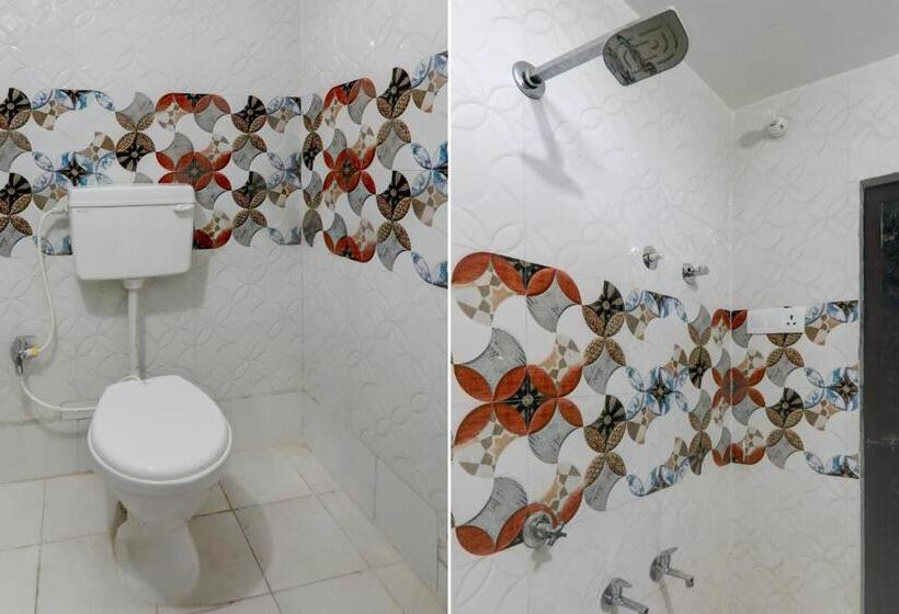 ホテル Oyo Kothi Roti