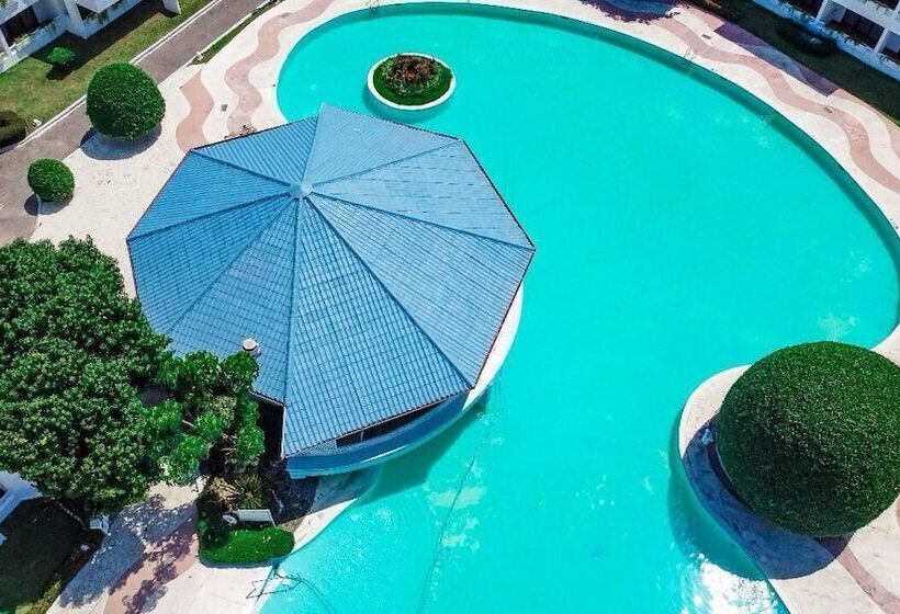 Отель Riviera Del Mar